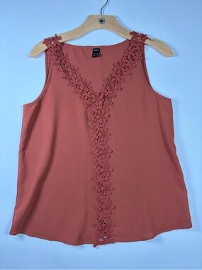 SHEIN Rust Floral Lace-Trim Sleeveless Camisole